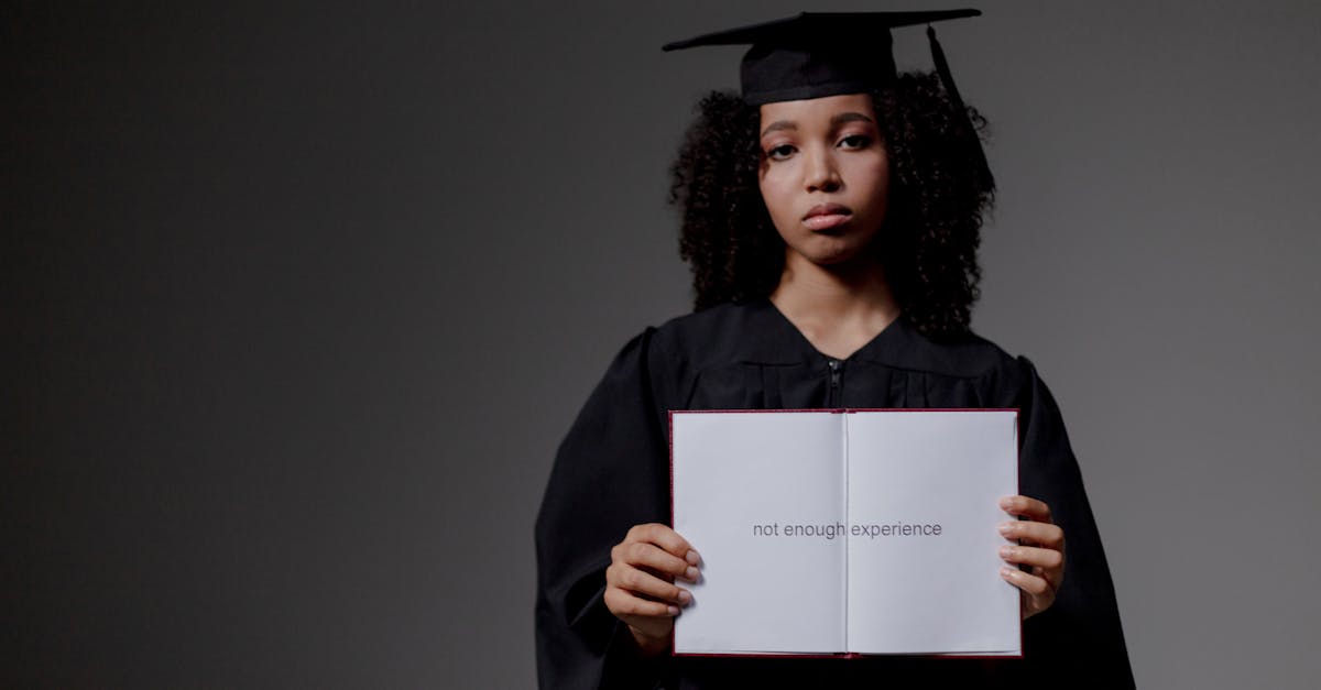 découvrez les principaux défis auxquels les ressources humaines sont confrontées aujourd'hui, tels que la gestion des talents, la diversité et l'inclusion, la rétention des employés et l'adaptation aux nouvelles technologies. explorez des stratégies efficaces pour surmonter ces obstacles et favoriser un environnement de travail harmonieux.