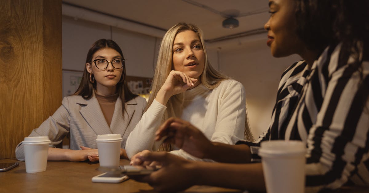 découvrez l'importance et les bénéfices de la collaboration internationale dans un monde interconnecté. explorez comment le travail en commun entre nations favorise l'innovation, la paix et le développement durable.