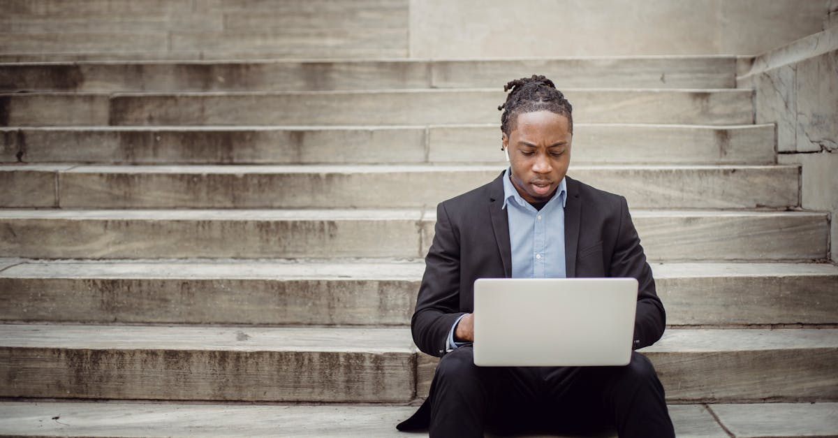 Le mentorat inversé : une approche innovante pour apprendre des jeunes générations