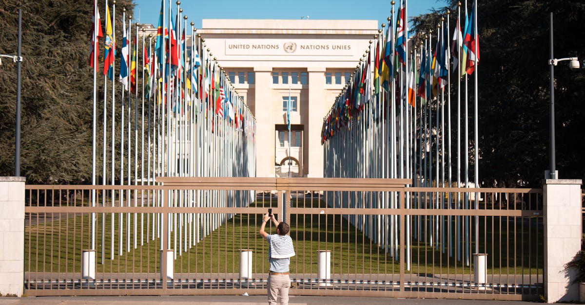 découvrez l'importance de la coopération internationale pour relever les défis mondiaux, favoriser la paix et promouvoir le développement durable à travers des partenariats efficaces et des actions concertées entre les nations.