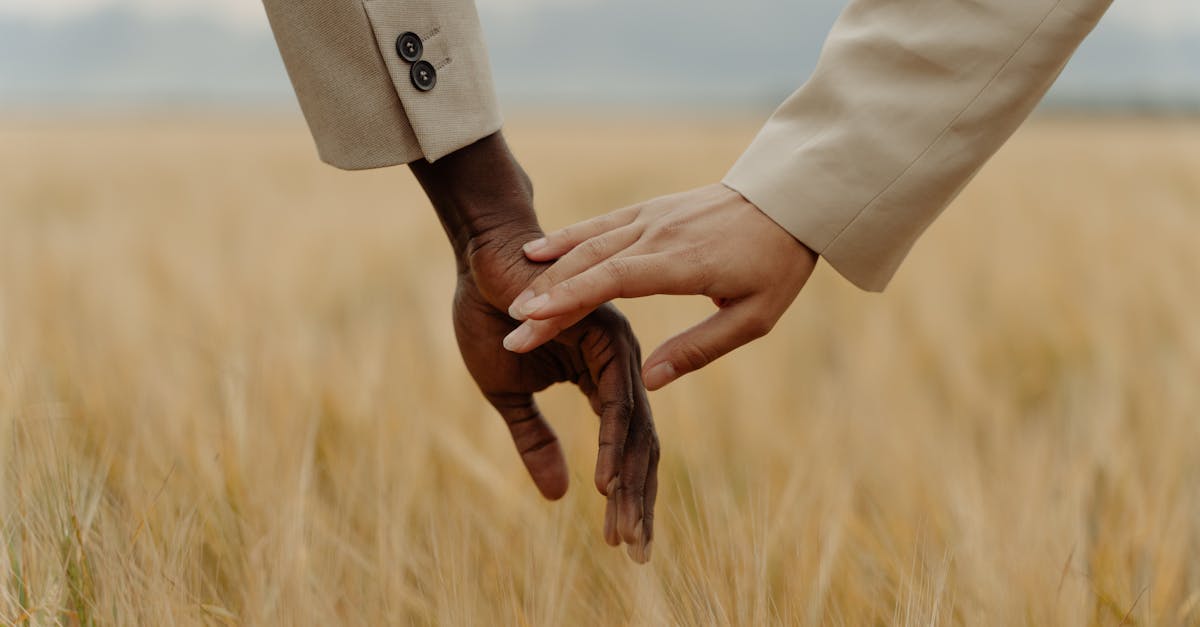 découvrez l'importance de l'inclusivité dans notre société moderne. apprenez comment promouvoir l'égalité, soutenir la diversité et créer des environnements accueillants pour tous.